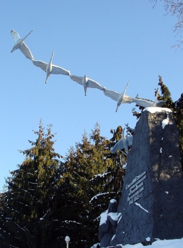 Памятник братьям Газдановым, Дагестан